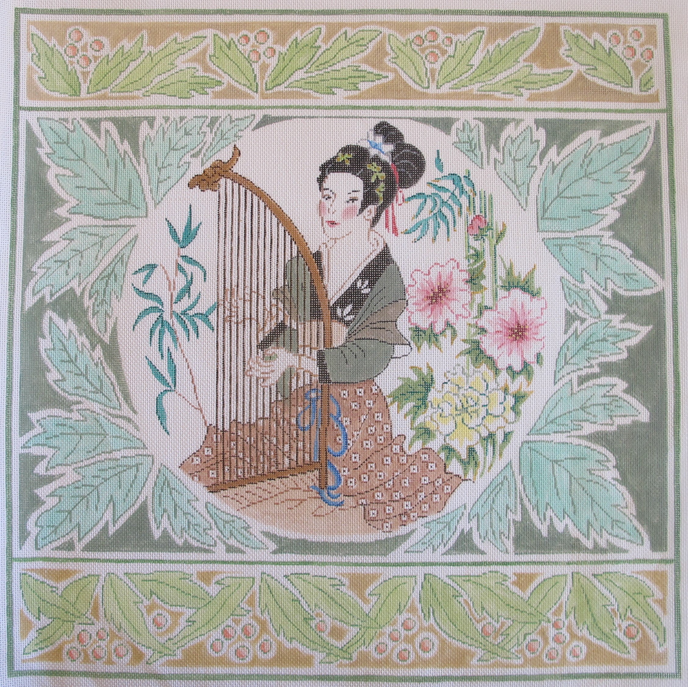 Geisha w/Harp
